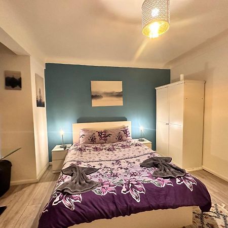 Lovely 2-Bedroom Apartment In Central Londra Exterior foto