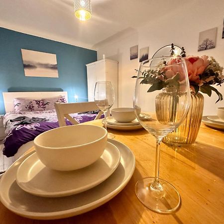 Lovely 2-Bedroom Apartment In Central Londra Exterior foto